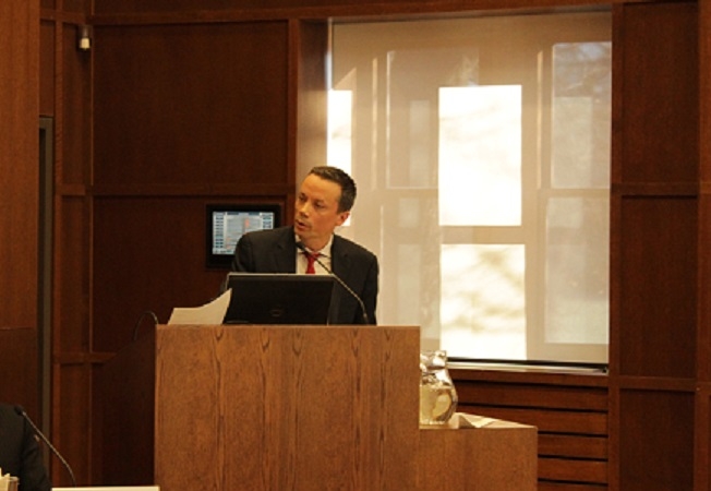 Dr. Hansen